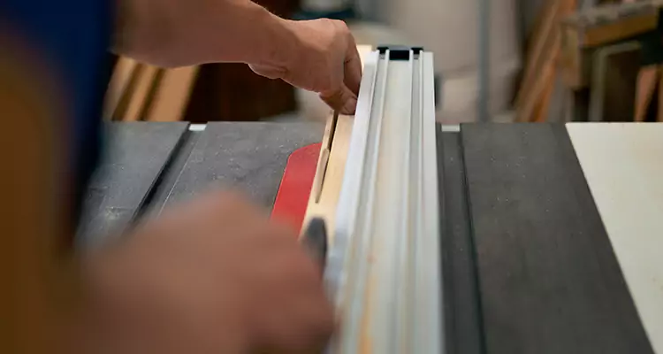 Bifold Door Seal Repair in Clearwater, FL