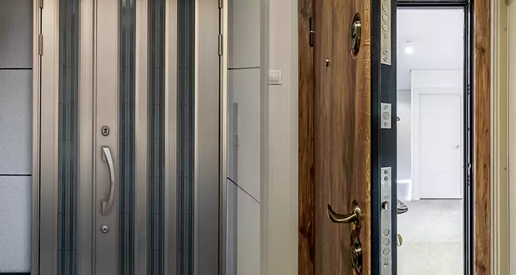 Burglar Proof Front Door Repair in Clearwater, FL