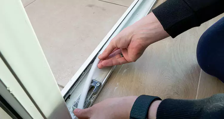 Garage Door Off Track Repair in Clearwater, FL