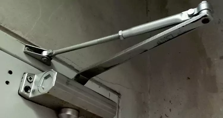 Door Closer Oil Leak Repair in Clearwater, FL