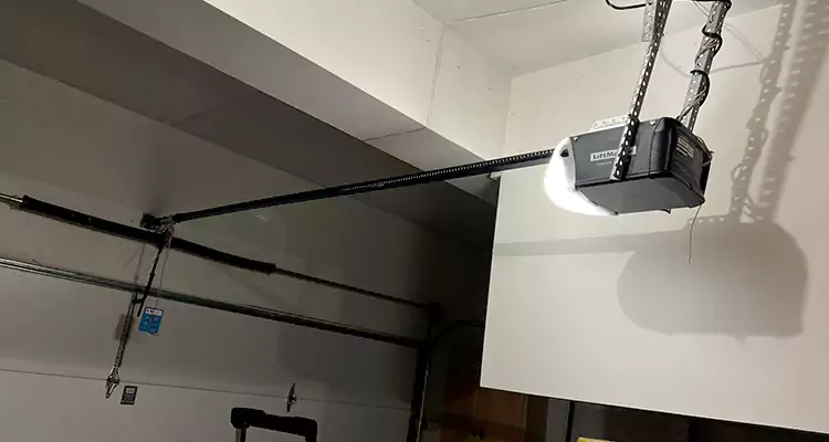 Linear Garage Door Opener Repair in Clearwater, FL