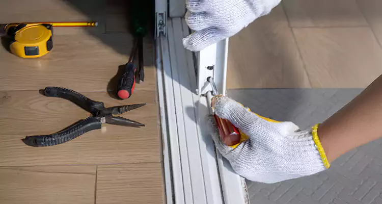 Closet Sliding Door Track Repair in Clearwater, FL