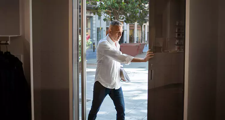 Reliable Pella Patio Door Repair Services for Opening Issues in Clearwater, FL