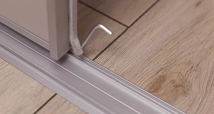 Squeaky Sliding Door Repair in Clearwater, FL