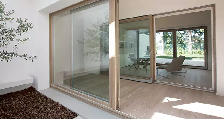 Sliding Screen Door Bottom Track Replacement in Clearwater, FL